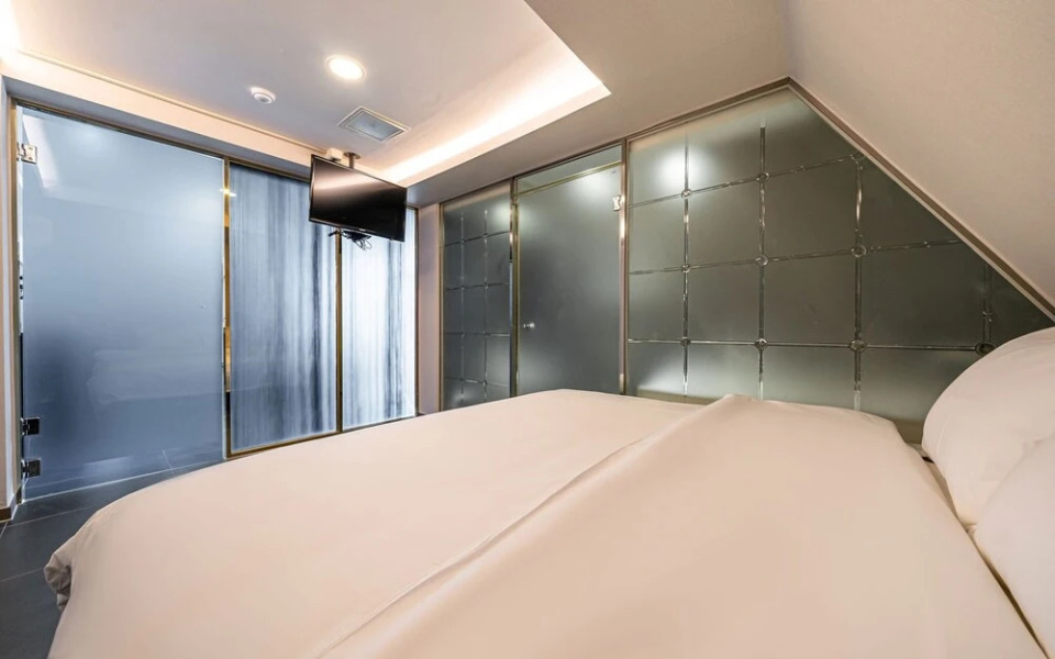 Copper THE Stay Here