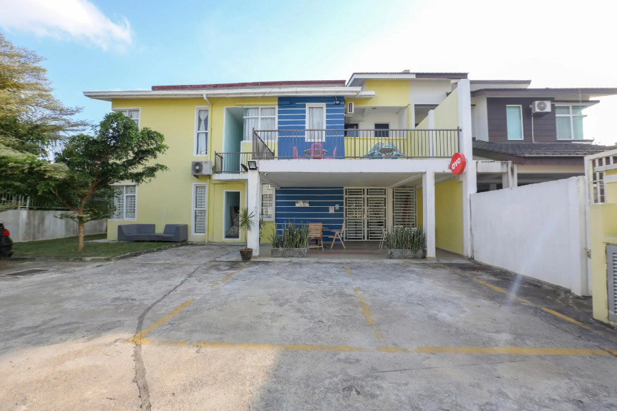 Hotel O Come Inn Premium