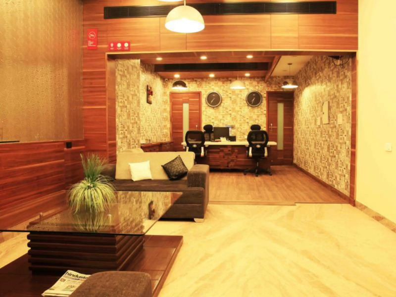 Hotel Orbion Mall Road