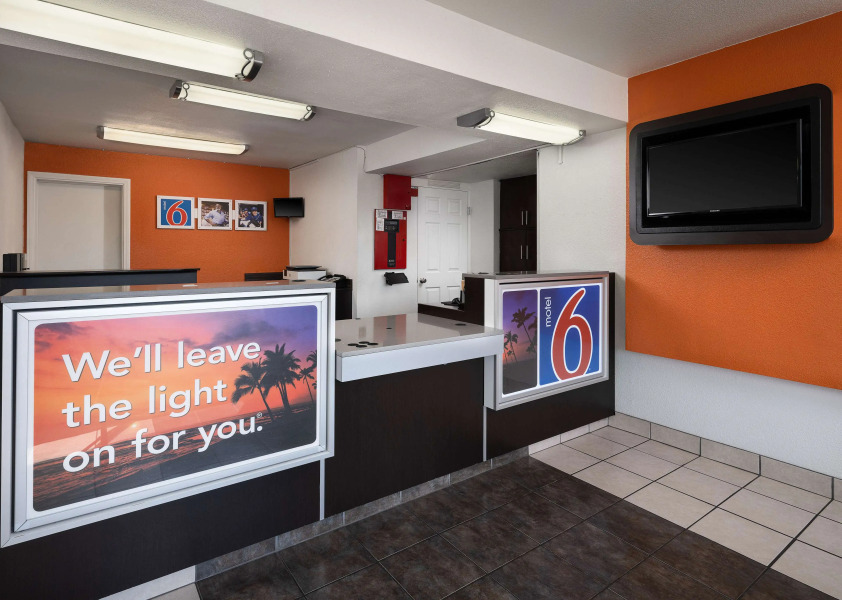 Motel 6 Carpinteria, CA - Santa Barbara - North