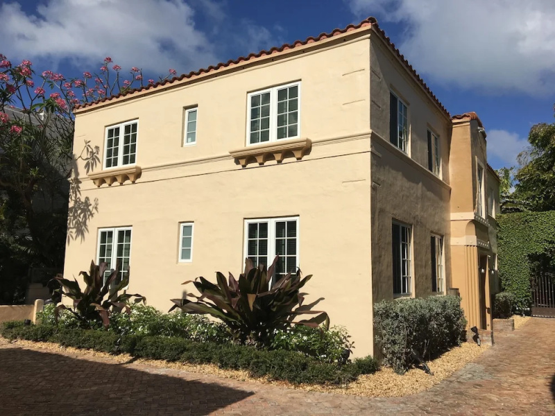 The Meridian House