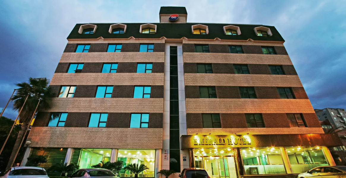 Emerald Hotel
