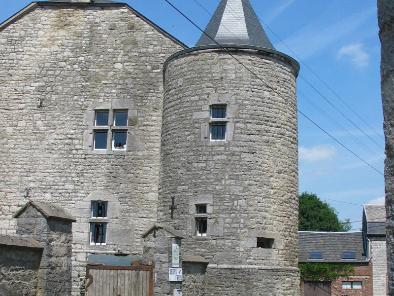 Cozy Holiday Home With Wood Burner in a Green Area