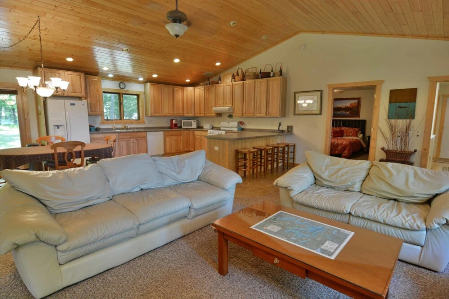 Namakagon Landing 4 Bedroom Home by RedAwning