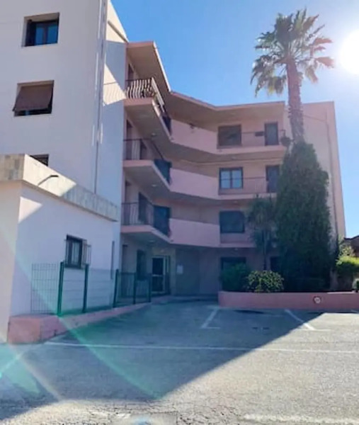 Apartment With one Bedroom in Sanary-sur-mer, With Enclosed Garden and Wifi