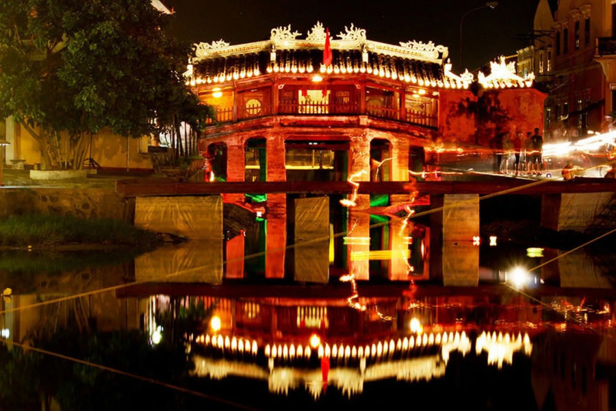 Golden River Hotel