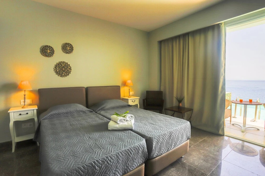 Room in Guest Room - Homric Boutique