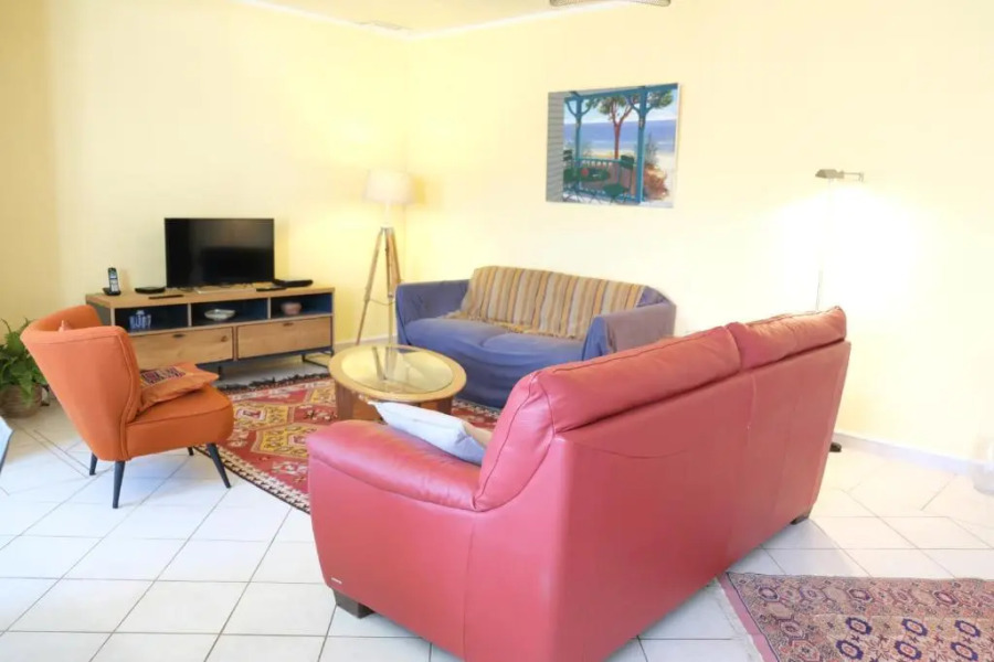 LS2-395 Location vacances maison de plain-pied avec piscine à Mallemort en Provence 4 personnes