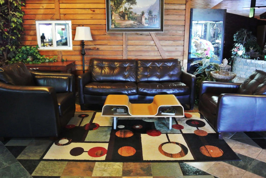 Vegreville Garden Inn