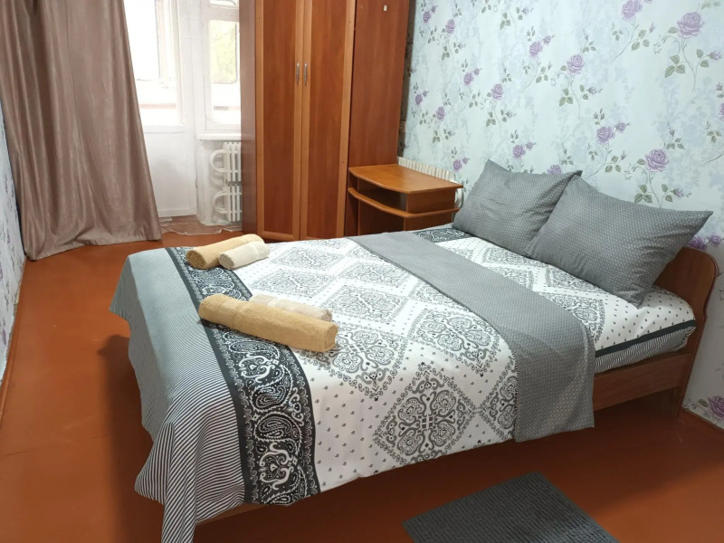 Апартаменты в 1-м микрорайоне 48