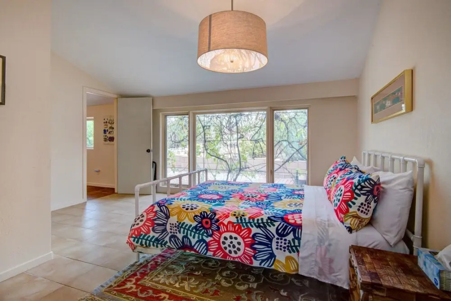 Joshua Tree Luxury Dream Modern 5 Bedroom!