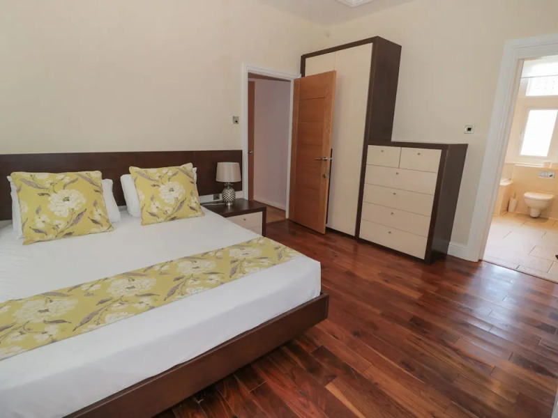 Walworth Castle Lodge