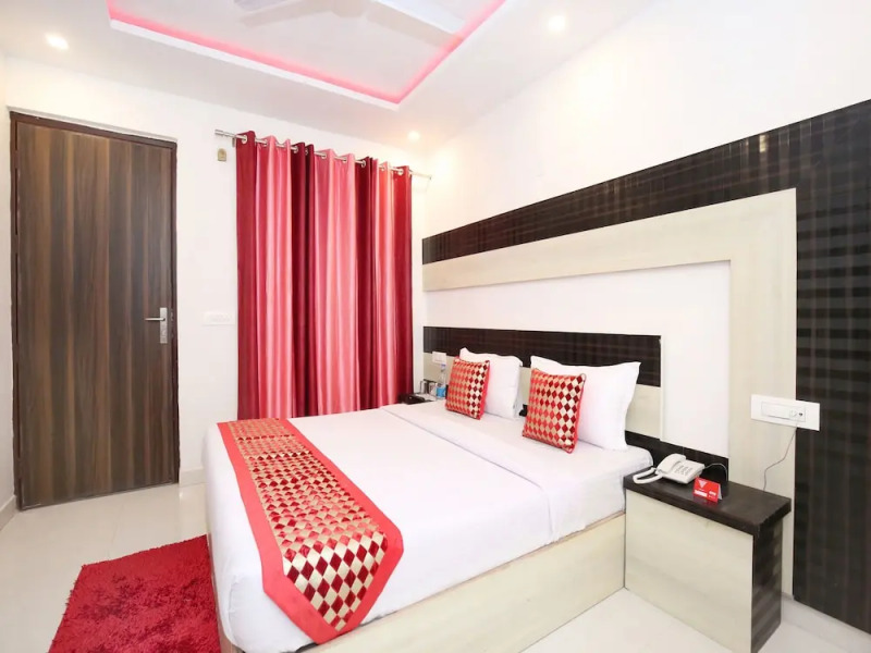 OYO 12258 Royal Residency