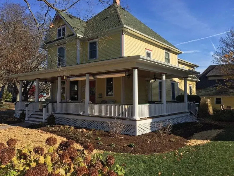 Harrison House Bed & Breakfast