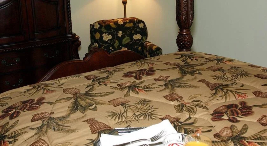 Pond View Fine Dining & Inn