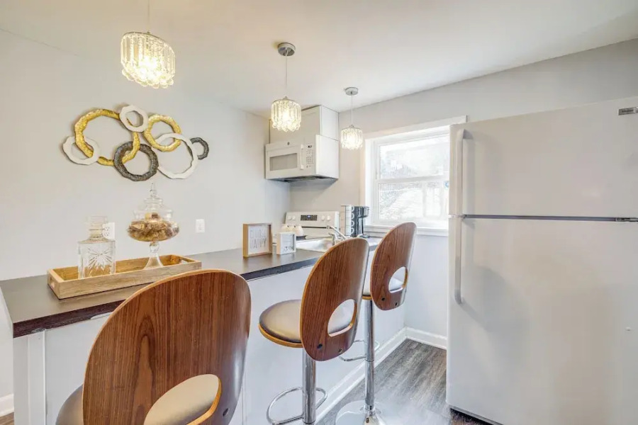 Pet-friendly Woodbridge Retreat Near Potomac Mills