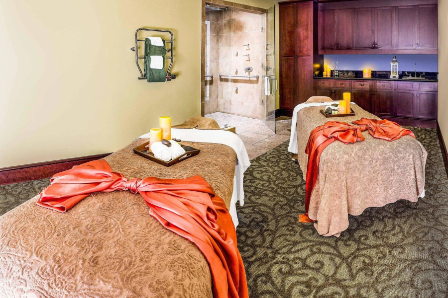 Renaissance Montgomery Hotel & Spa at the Convention Center