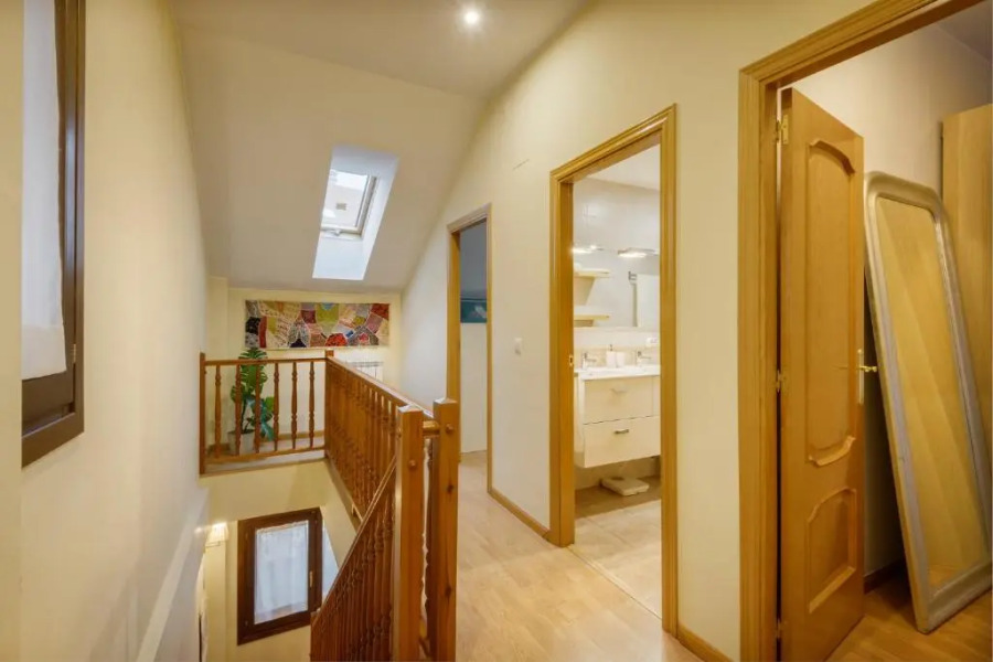 Casa Con Jardin En Hecho