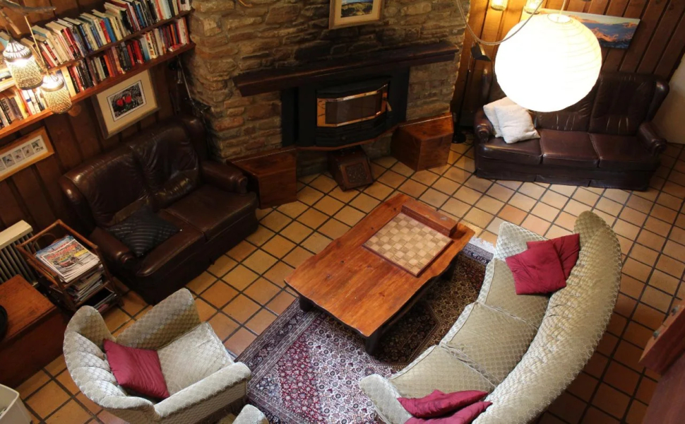 Kasees Apartments & Mountain Lodge
