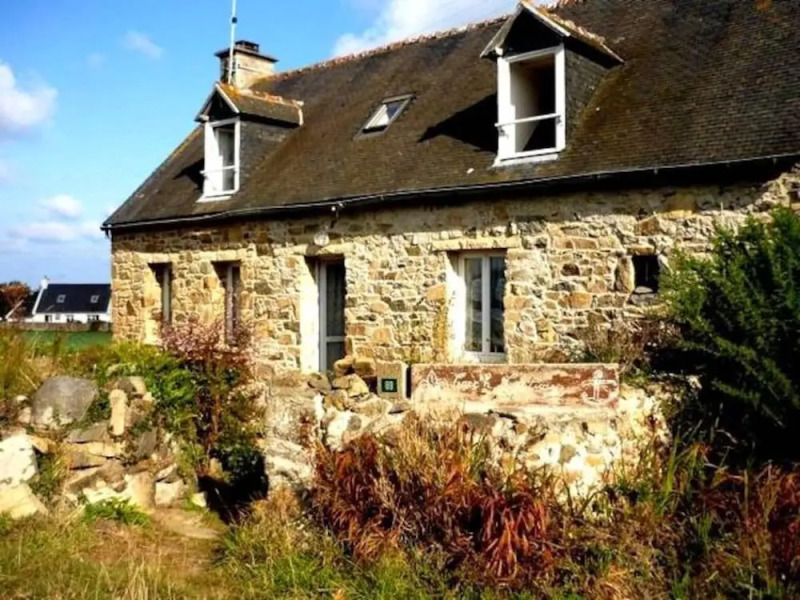 House With 3 Bedrooms in Pleubian, With Wonderful sea View and Enclosed Garden - 300 m From the Beach