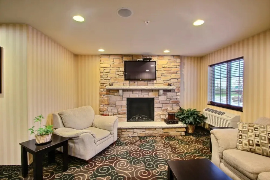 Americinn By Wyndham Oshkosh