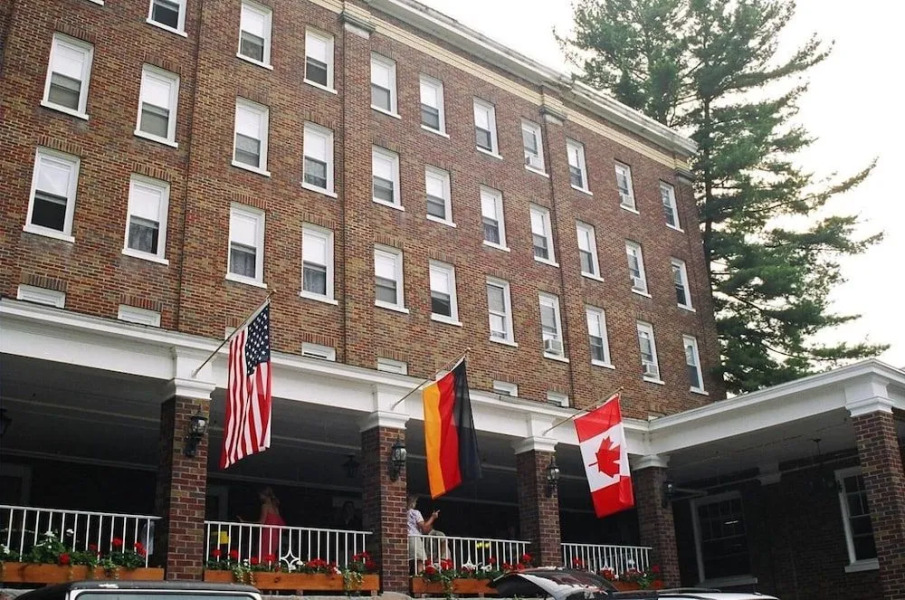 The Pines Inn Lake Placid