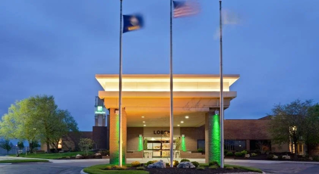 Holiday Inn Olathe Medical Center