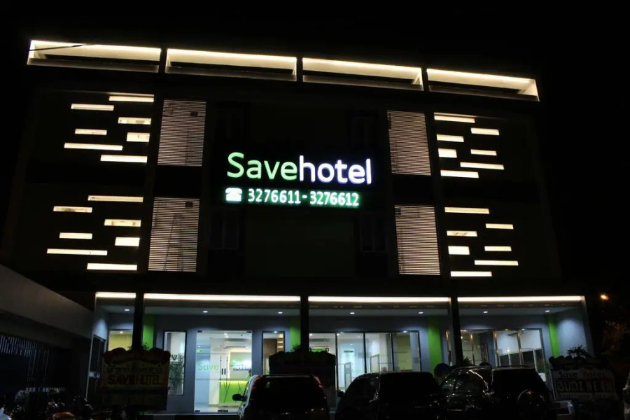 Save Hotel