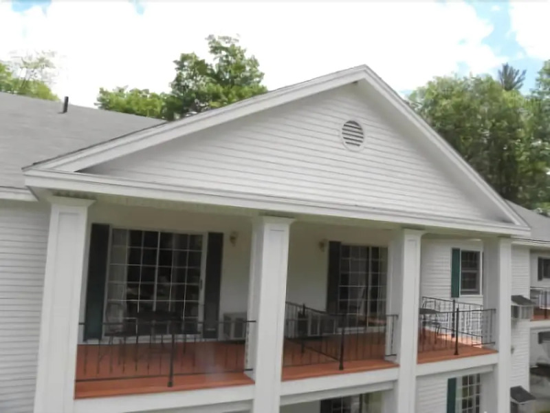 Storybook Inn & Suites