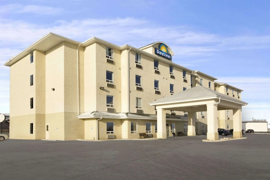 Days Inn - Moose Jaw