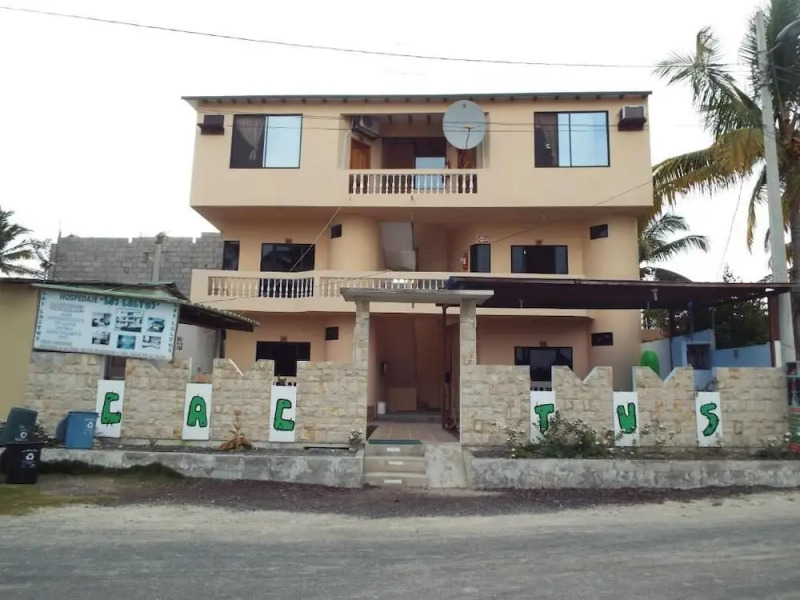 Hospedaje Los Cactus