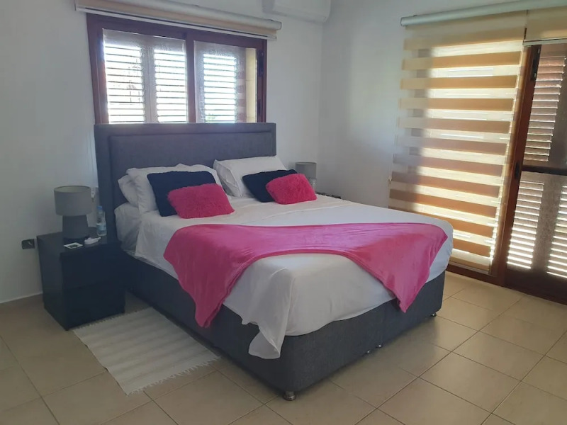 Inviting 3-bed Villa in Kayalar