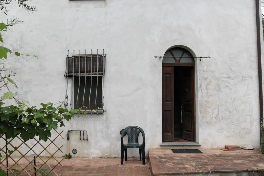 House With 2 Bedrooms in Vicopisano, With Furnished Terrace Near the Beach