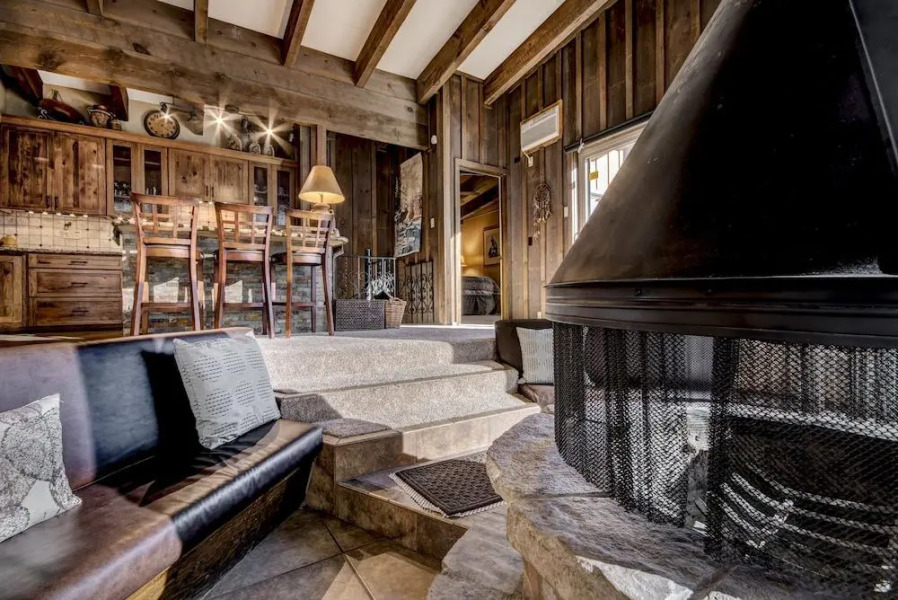 Neeley Mountain House