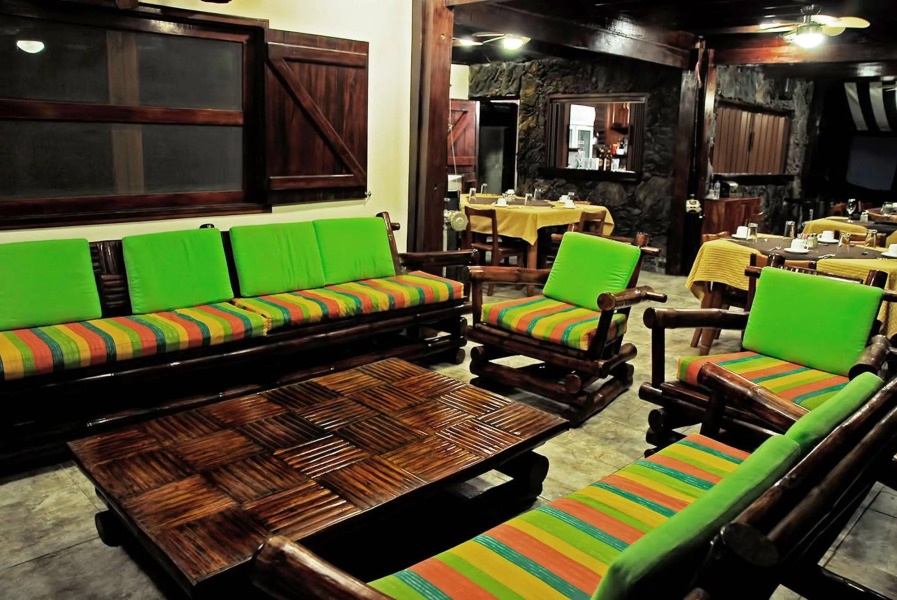 The Wooden House Lodge