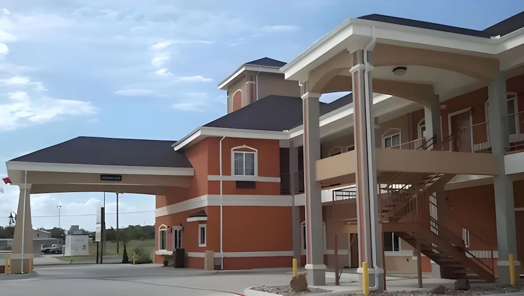 Studio 6 Beeville, TX