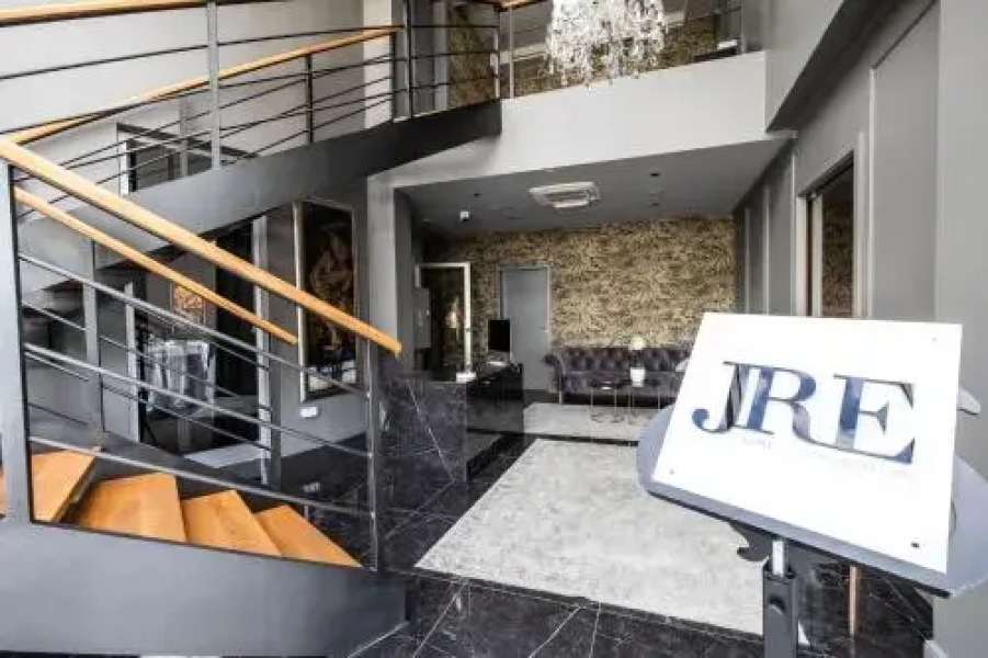 DAM Boutique Hotel & Restaurant