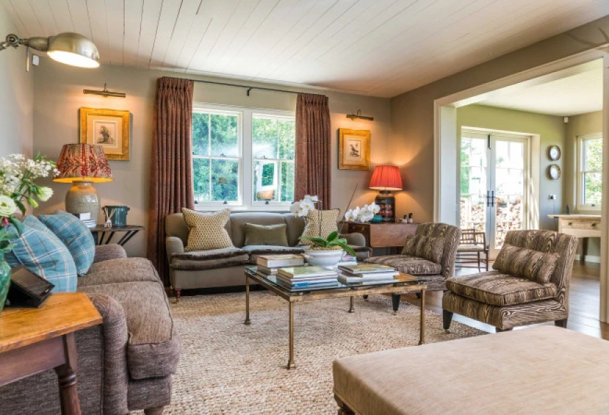 Eleven Experience Hillside Cottage