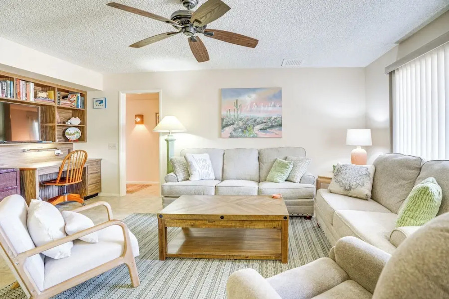 Walk to Golf Course: 55-plus Home in Sun City West