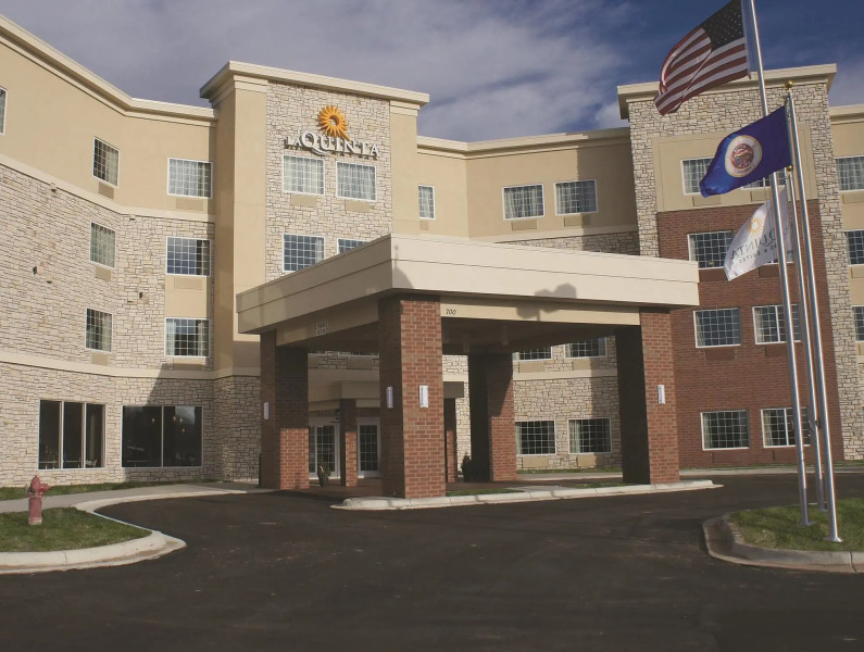 La Quinta Inn & Suites by Wyndham St. Paul-Woodbury