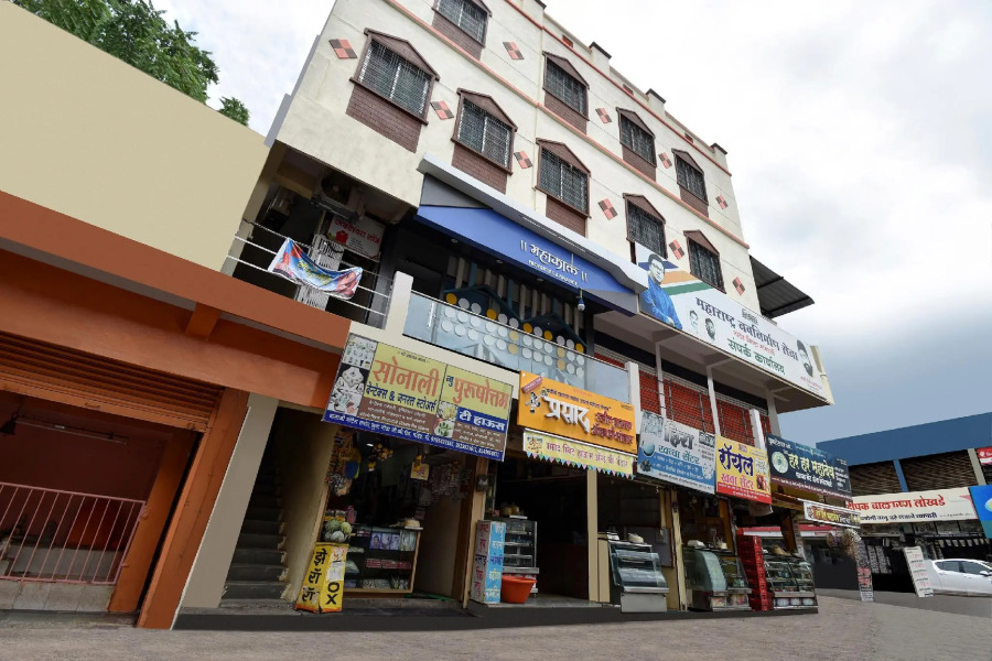 SPOT ON 47639 Mahakal Lodge