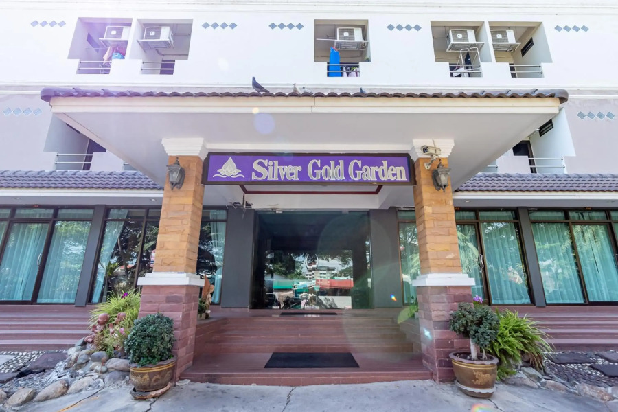 Silver Gold Garden Suvarnabhumi Airport Hotel