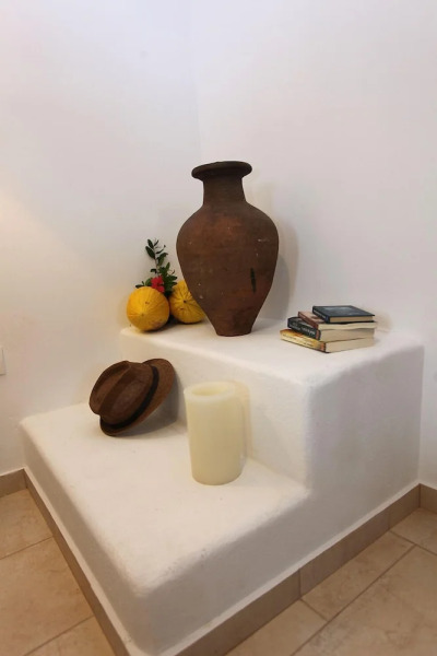 Anemonisia Skyrian Living