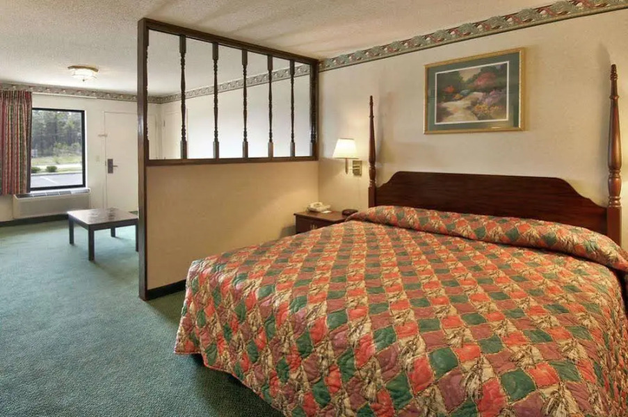 Executive Inn Ridgeway I-77