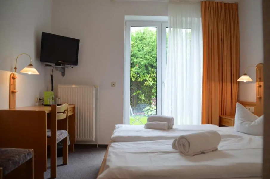 Hotel-Pension Pastow Garni