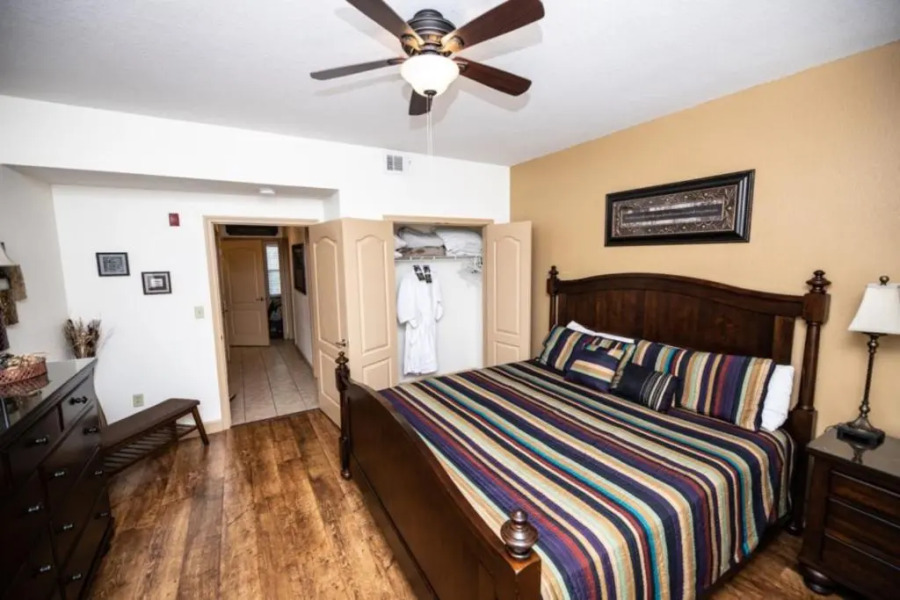 MVC - Unit 3301 - Making Memories