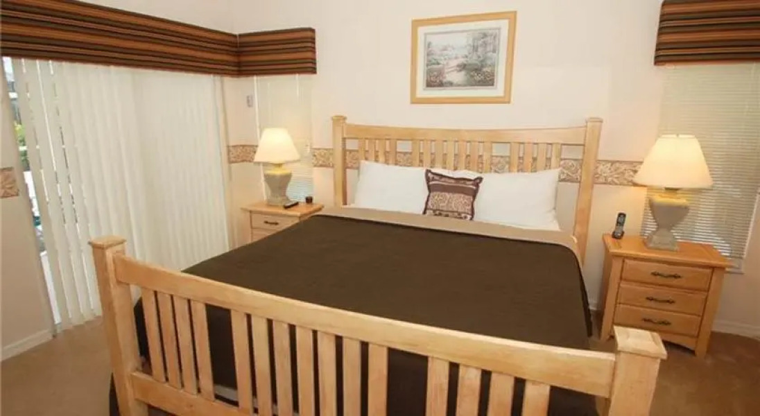 RedAwning Troon Circle Holiday home 1