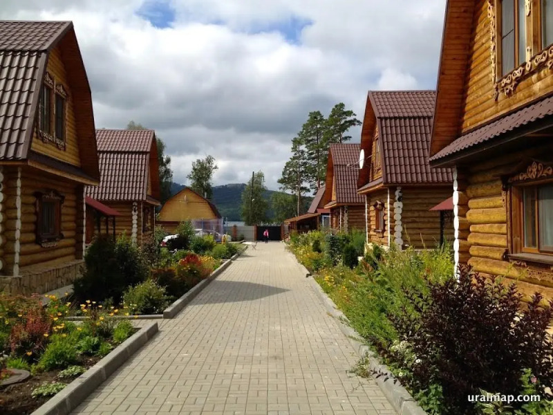 Деревенька Аракуль