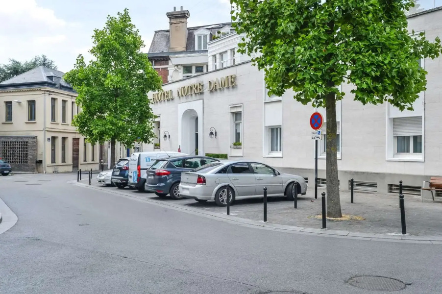 Brit Hotel Notre Dame