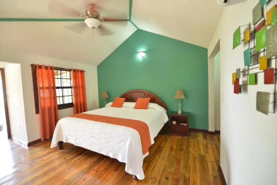 Seagrape Plantation Resort